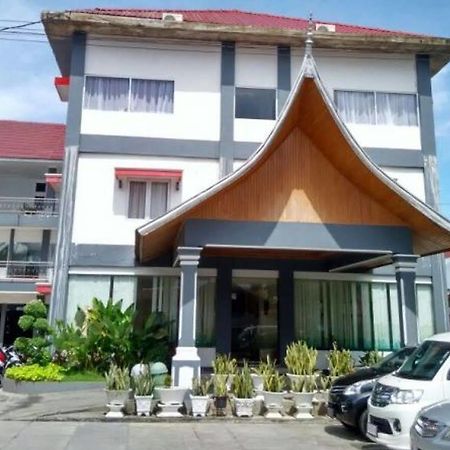 Edotel Minangkabau Padang  Ngoại thất bức ảnh