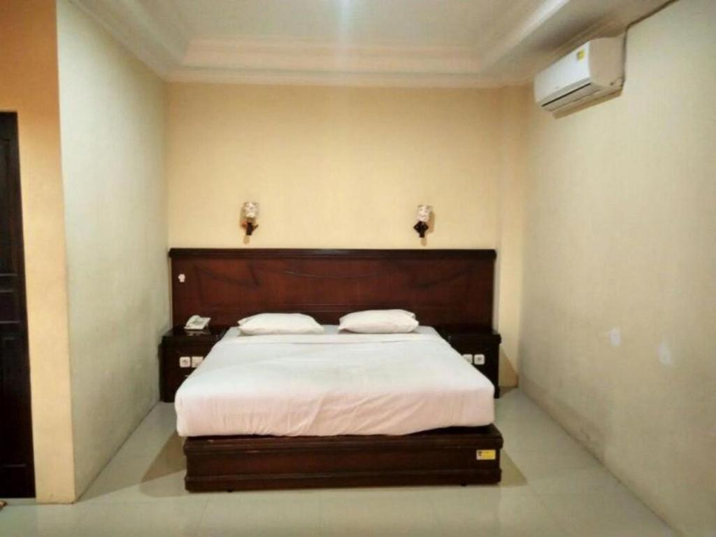 Edotel Minangkabau Padang  Ngoại thất bức ảnh