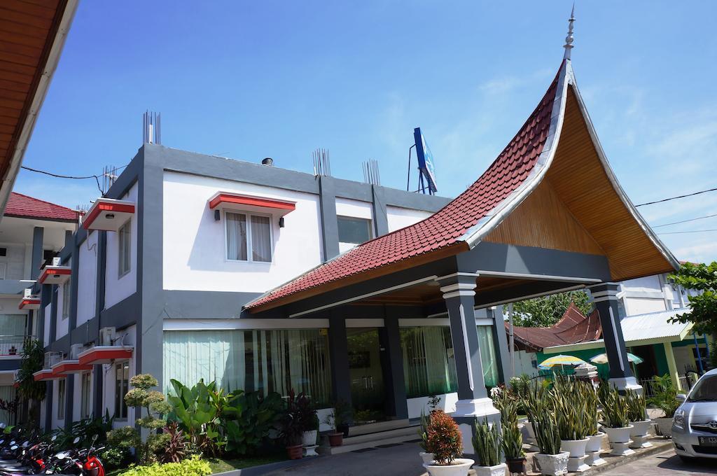 Edotel Minangkabau Padang  Ngoại thất bức ảnh